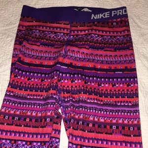 Nike Pro Women’s Hyperwarm Leggings
